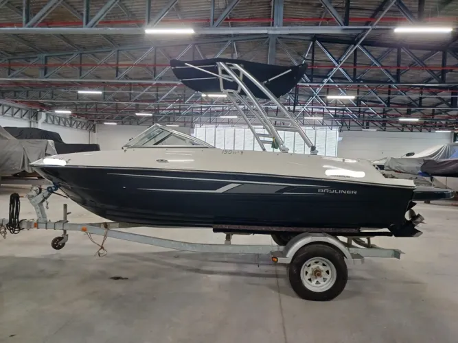 Bayliner 190BR Open Único dono 70h de uso