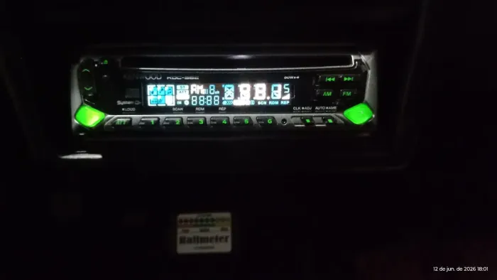 Som automotivo Kenwood KD 362