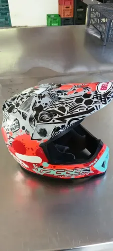 Capacete para motocross bell