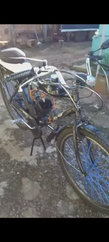 Bicicleta gasolina. Excelente.