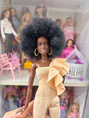 Barbie MTM articulada