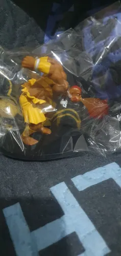 FIGURA DE AÇÃO STREET FIGHTER PLANETA DEAGOSTINI COLECIONAVEL COM DETALHS IMPRESSIONANTE