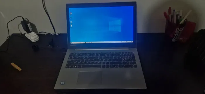 Notebook Intel Core i3 / 4GB RAM / Windows 10
