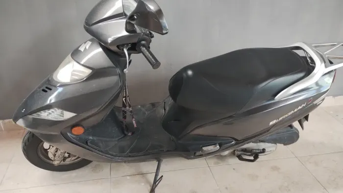 Vendo Suzuki Burgman 3500 94 992983