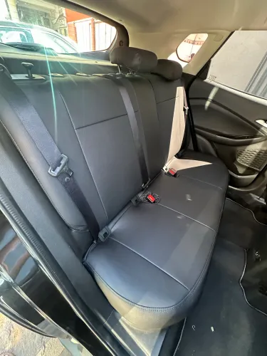 Capas de banco sob medida para Chevrolet Tracker