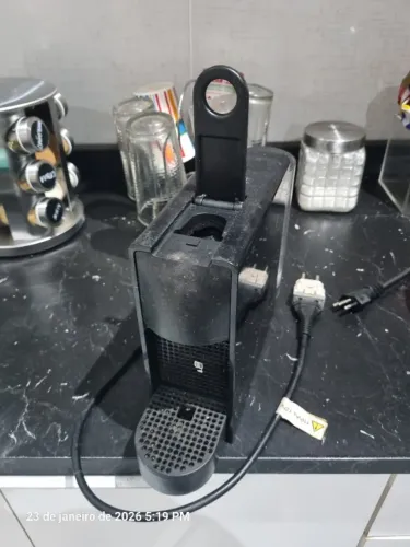 Cafeteira Nespresso Citiz 