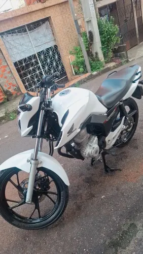 Vende-se ou troca faço qualquer negócio * 