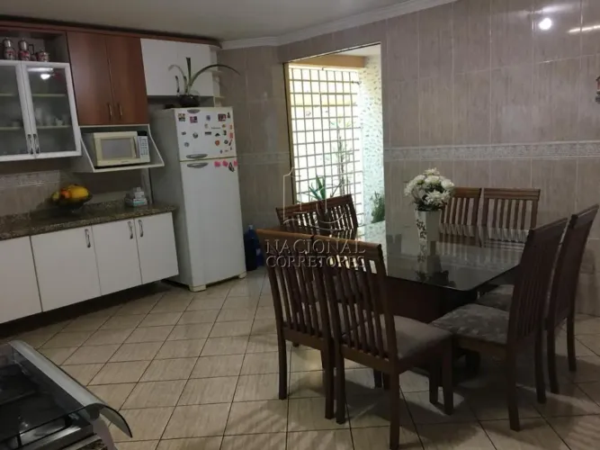 Sobrado com 3 dormitórios à venda, 242 m² por R$ 585.000,00 - Parque Gerassi - Santo André