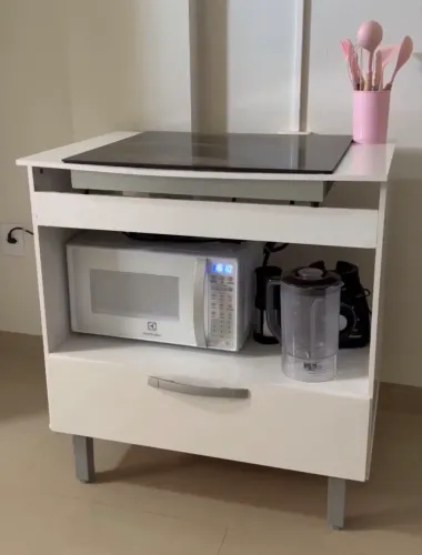 Vendo armário com coocktop por indução