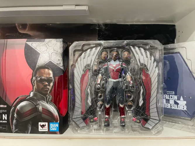 Falcão sh figuarts