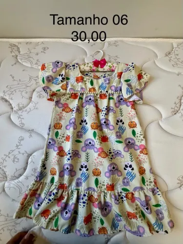 Vestidos menina