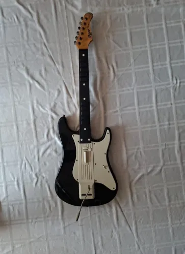 Guitarra Guitar Hero para video game sem teste pois não tenho os games!
