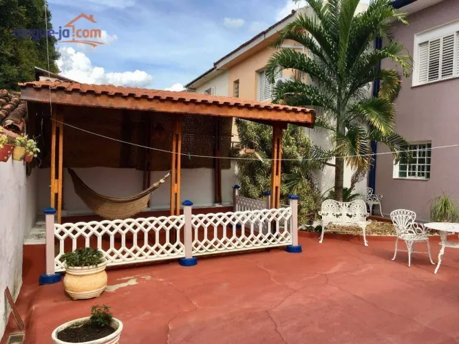 Casa com 3 dormitórios à venda, 266 m² por R$ 1.300.000 - Centro - Atibaia/SP