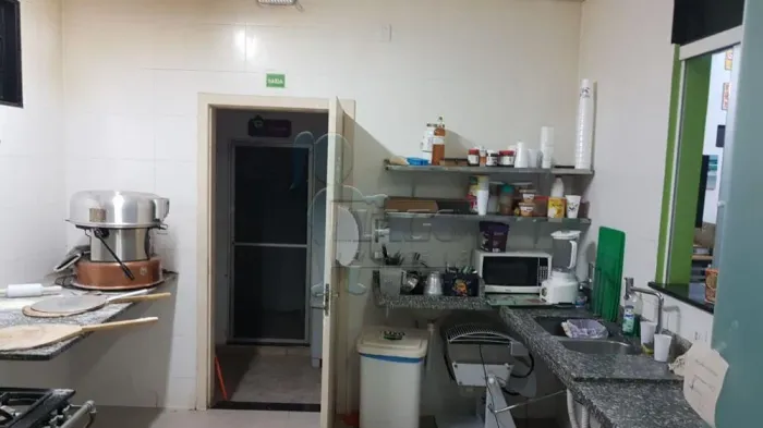 Comercial padrão Galpão - Armazém em Ribeirão Preto