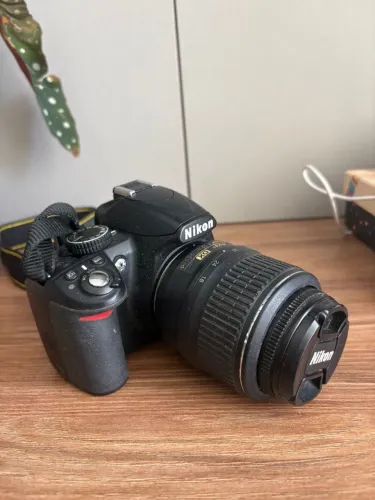 ? Nikon D3100 - Ótimo estado | Completa