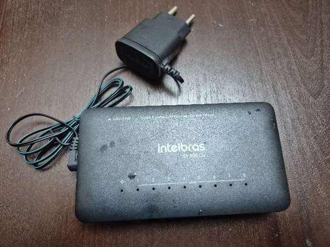 SWITCH INTELBRAS SF 800 Q+ - 8 PORTAS FAST ETHERNET - NOVO, NUNCA USADO