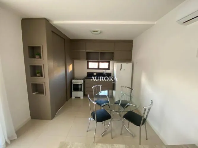 Apartamento com 1 dormitório para alugar, 51 m² por R$ 3.000,00/mês - Centro - Londrina/PR