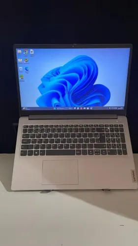 Notebook Lenovo IdeaPad 1 | Intel Core i5 12ª Geração | 8GB RAM | SSD 512GB
