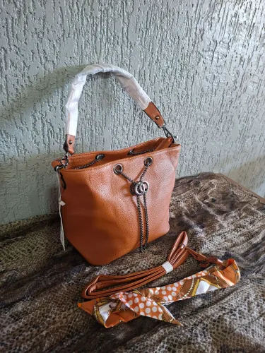 Bolsas femininas lindas (Novas)