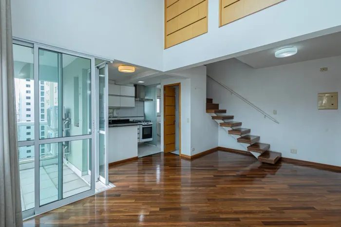 Duplex para venda com 58 metros quadrados com 2 quartos em Moema - São Paulo - SP