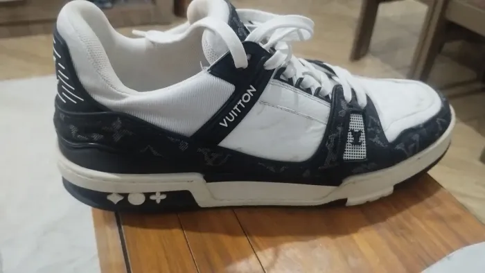 Tenis