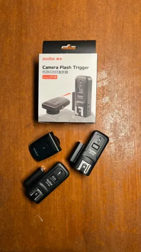 Rádio Flash Godox CT-16 ? 1 transmissor + 2 receptores