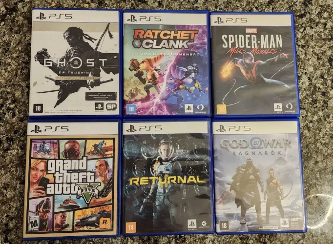 Jogos em excelente estado de conservação. 