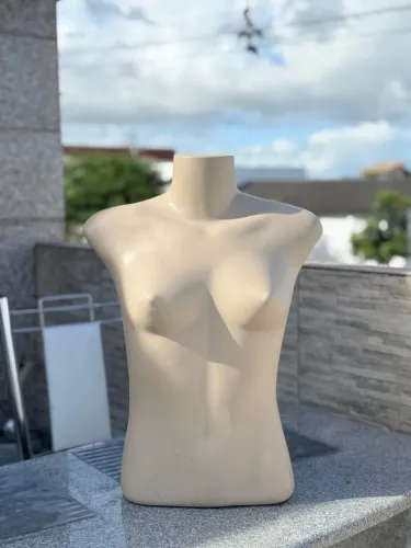Manequim Feminino de Busto para Loja/Vitrine
