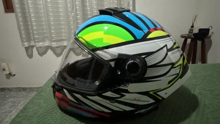 Capacete MT Thunder 4 - Tamanho 58