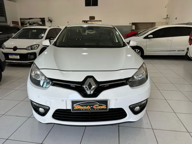 Renault Fluence Sed. Dynamique 2.0 16V Flex Aut. 2016