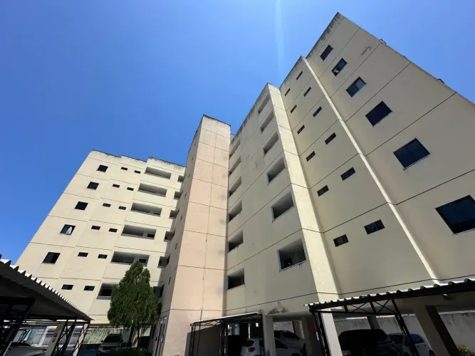 Imóvel para aluguel tem 70 metros quadrados com 3 quartos em Presidente Kennedy - Fortalez