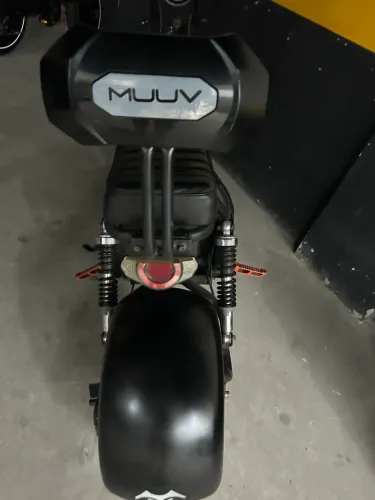 Scooter elétrica muuv
