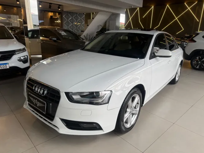 Audi A4 2.0 16V TFSI 183/180cv Multitronic 2013