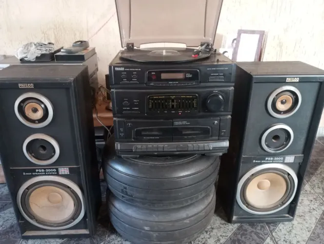 Som de vinil LP e toca fitas 3 em 1 Philco