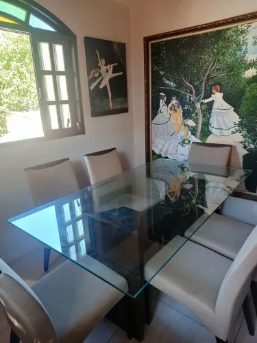Mesa de jantar com 6 cadeiras (vidro 10mm)