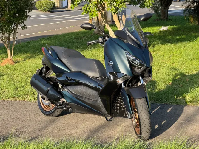 Xmax 2023 250 ABS