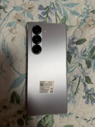 Samsung Galaxy Z Fold 6