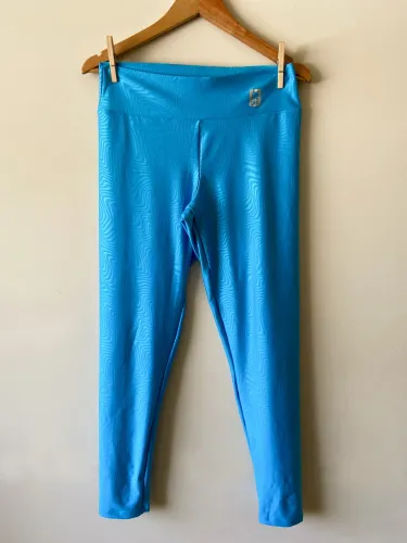Calça legging texturizada - DLK
