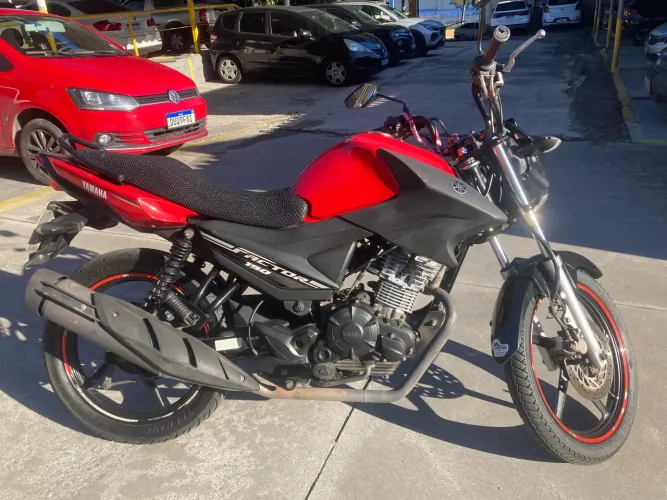 Yamaha Factor 150  LINDA Troco