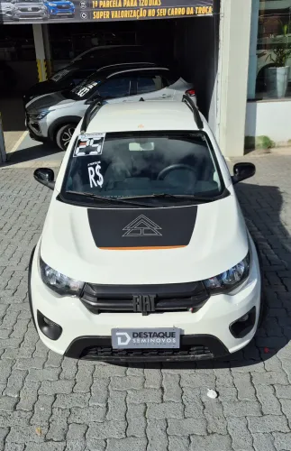 Fiat Mobi Trekking 1.0 Flex 5P 2025