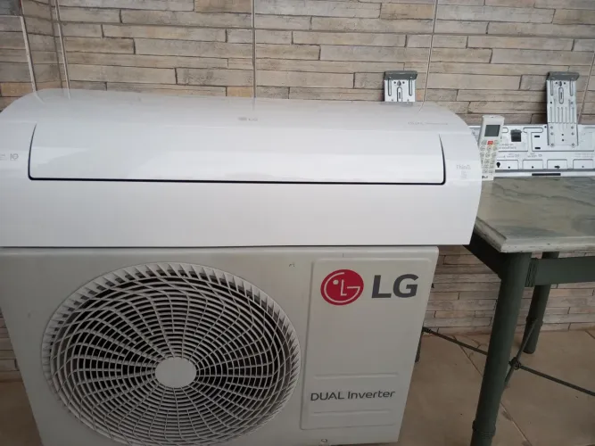 Ar Condicionado Split Inverter LG 9000 BTUs