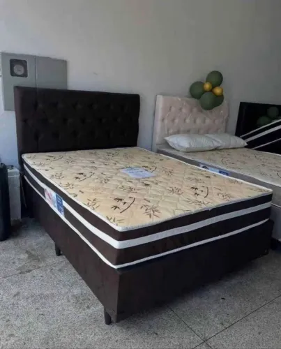 Cama box baú e colchão de molas , embalados direto de fábrica