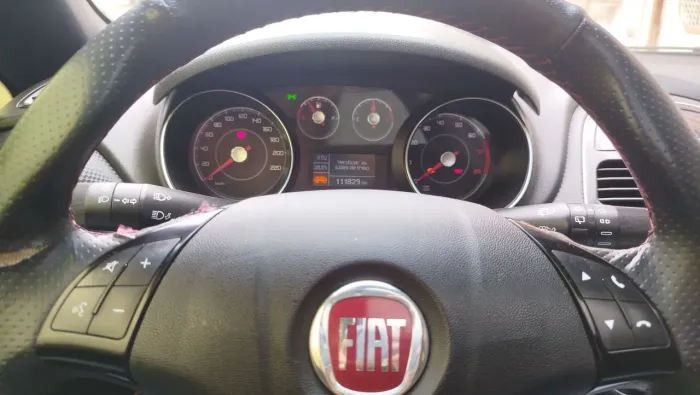 Fiat Punto Blackmotion 1.8 Flex 16V 5P. 2016