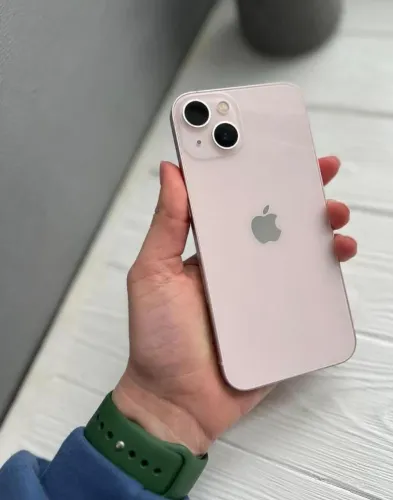 iPhone 13 Rosa -128 ( Imperdível)