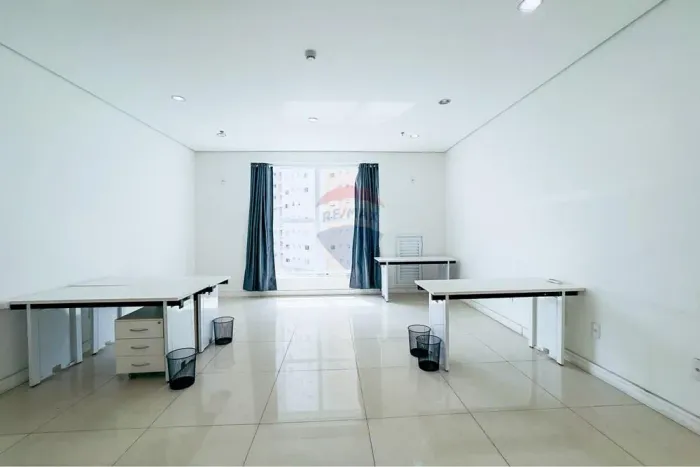 Sala Comercial de 40 m², Jardim Aquarius, à venda ,aceita permuta por imóvel residencial