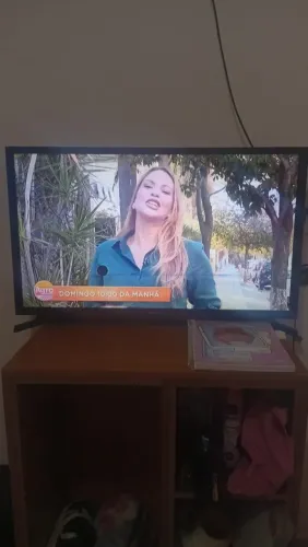 Vendo televisão Samsung com uma lista na tela ,interessados só chamar no zapp *09