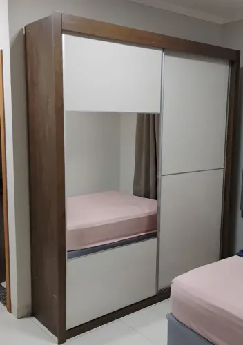 Guarda Roupa