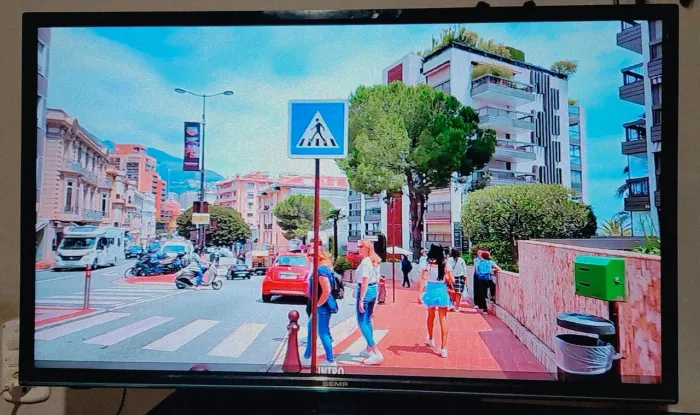 Tv 32 digital não é smart