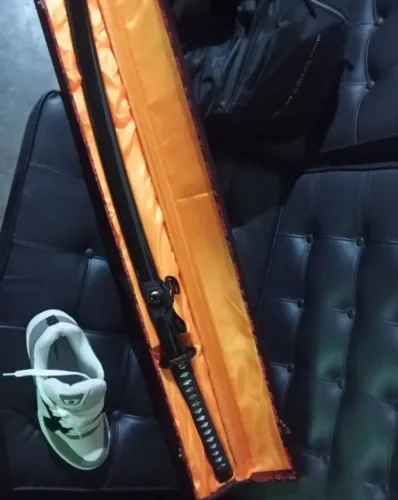 Katana de aço
