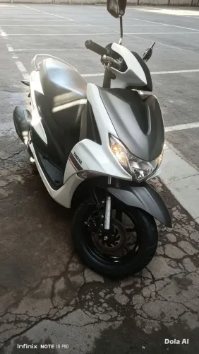 SCOOTER YAMAHA FLUO 125 ABS